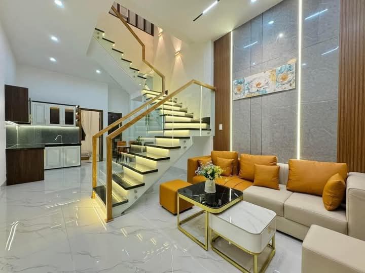 bang-quang-cao-ngoai-troi